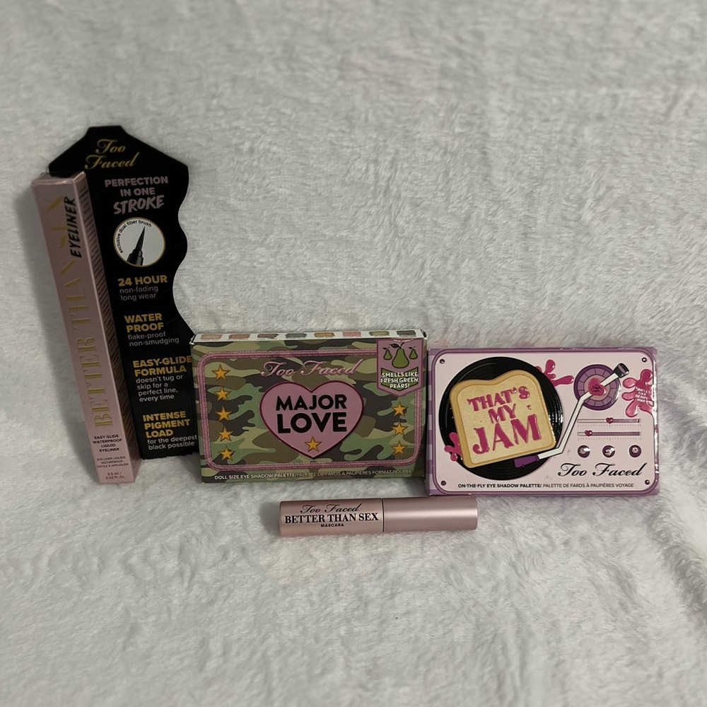 🎄“Too Faced” Make-up Bundle (Brand New)